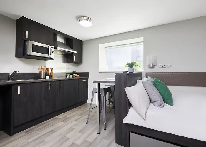 Апартаменти For Students Only Tower In Бристоль